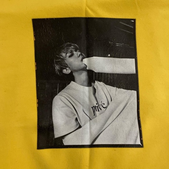 Prive Alliance Shirt by Baekhyun - Picture 2 of 3